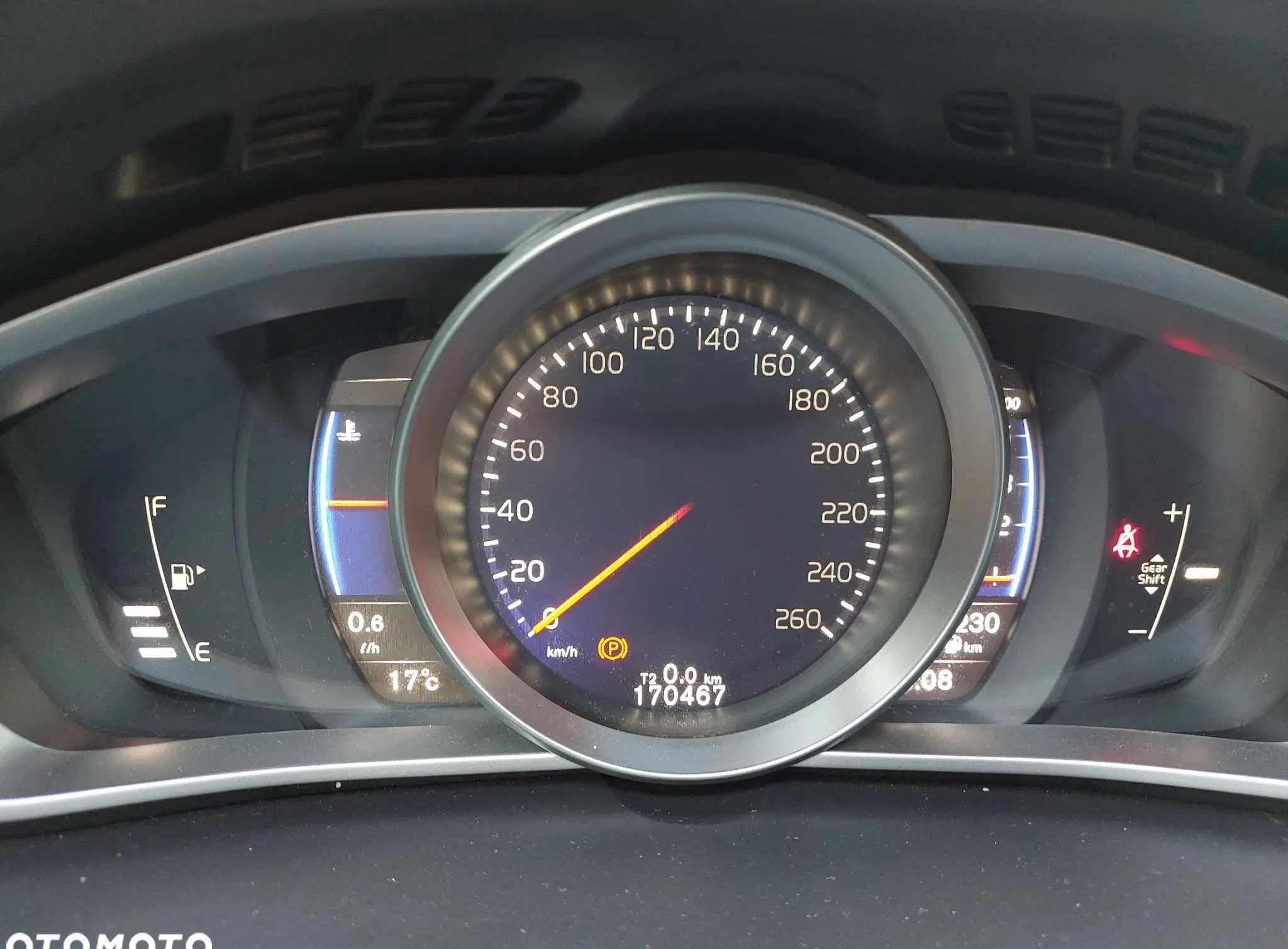 Volvo V40 cena 61500 przebieg: 170454, rok produkcji 2018 z Opole Lubelskie małe 781